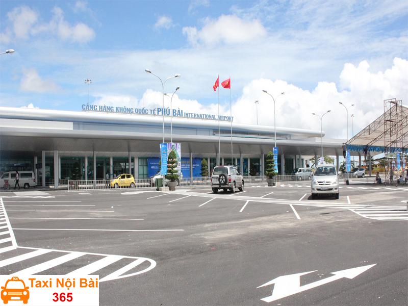 Kinh nghiệm hữu ích khi đi taxi từ sân bay Phú Bài về Huế
