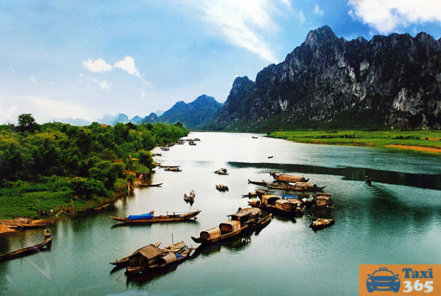 Quảng Bình có rất nhiều cảnh đẹp với phong cách hoang sơ, nguyên thủy